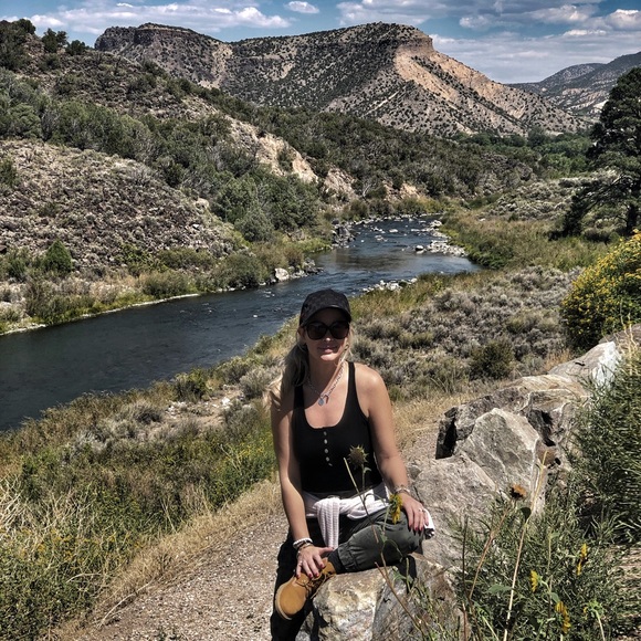 Meet your Posher Ambassador, Cherina - Picture 11 of 13